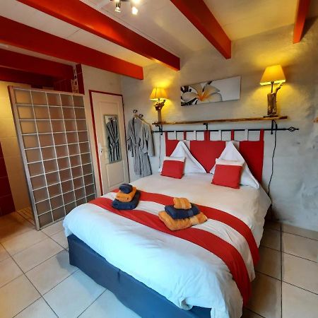 L'Echappee Tremoussante Bed & Breakfast Saint-Barthélemy-de-Vals Екстериор снимка