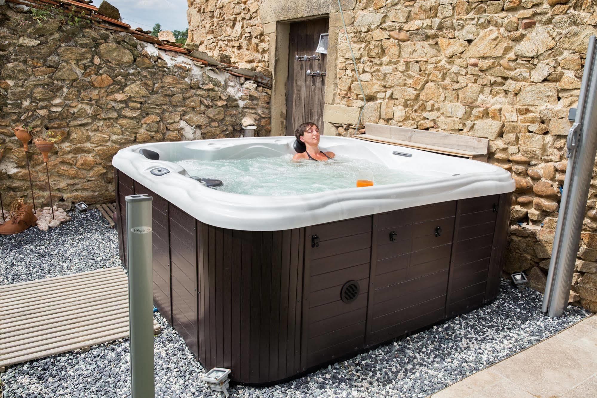 L'Echappee Tremoussante Bed & Breakfast Saint-Barthélemy-de-Vals Екстериор снимка